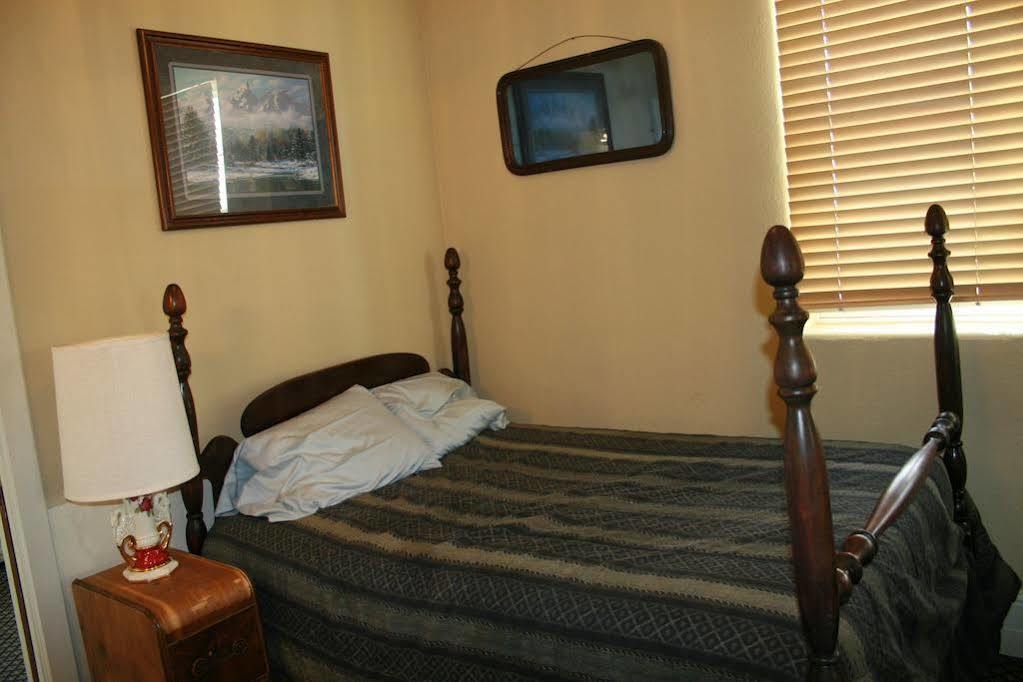 Steam Train Hotel Antonito Ngoại thất bức ảnh